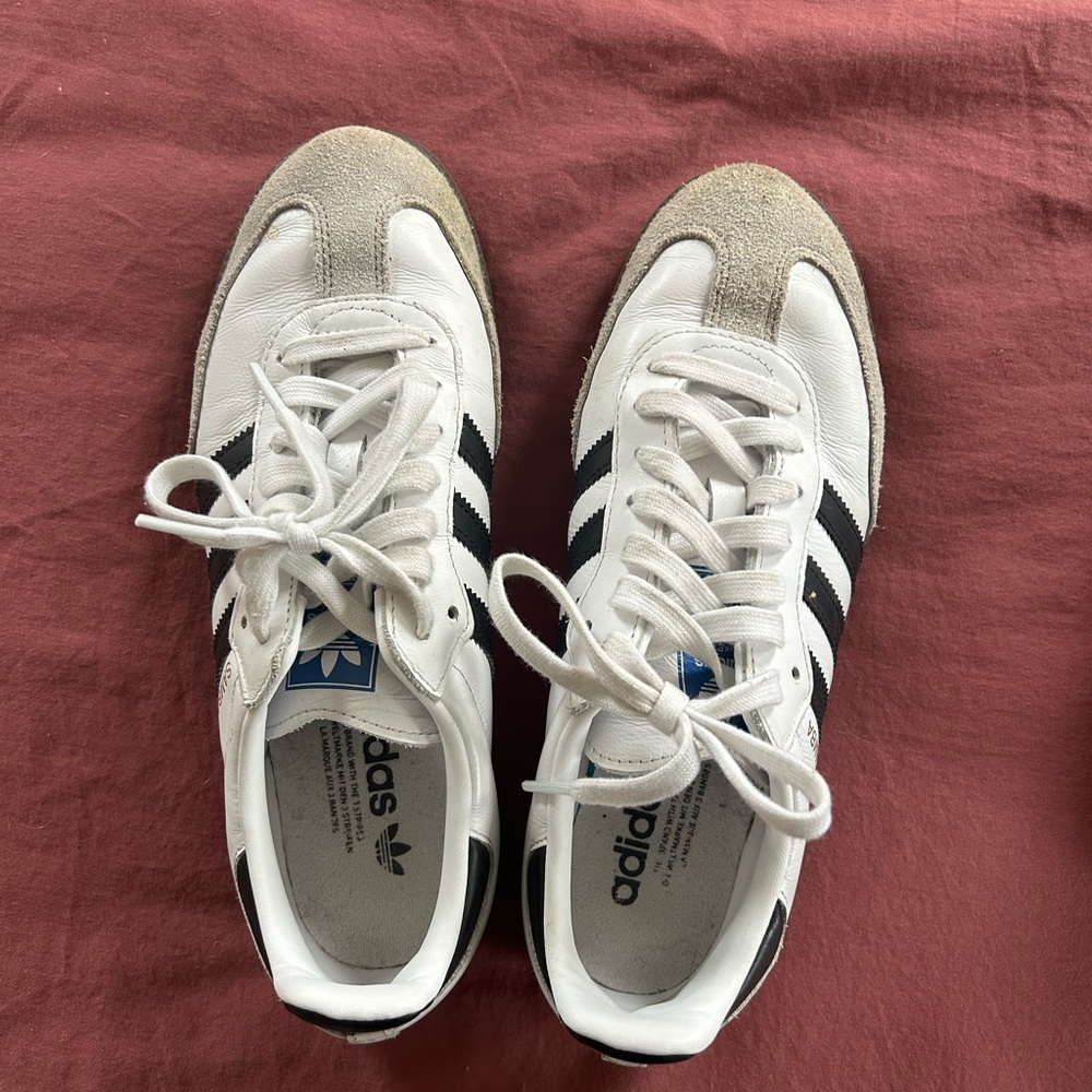 Adidas Sambas